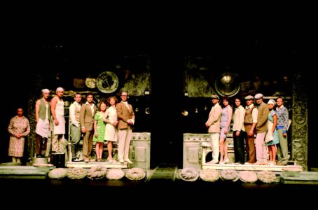 Romeu e Julieta, de Shakespeare, encenação de Oskaras Korsunovas