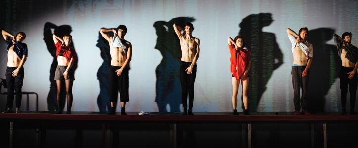 Città del Vaticano, de Falk Richter e Nir de Volff, encenação de Falk Richter