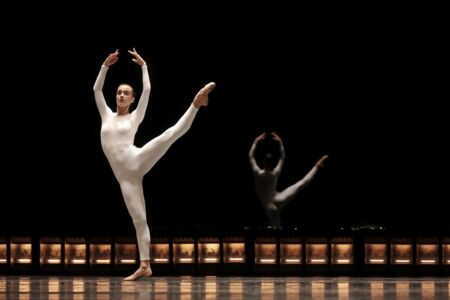 Ensaio do espectáculo de dança QUINZE BAILARINOS E TEMPO INCERTO.