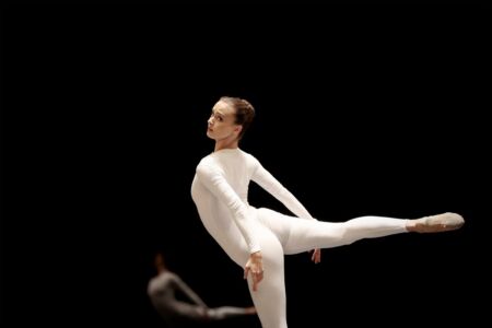 Ensaio do espectáculo de dança QUINZE BAILARINOS E TEMPO INCERTO.